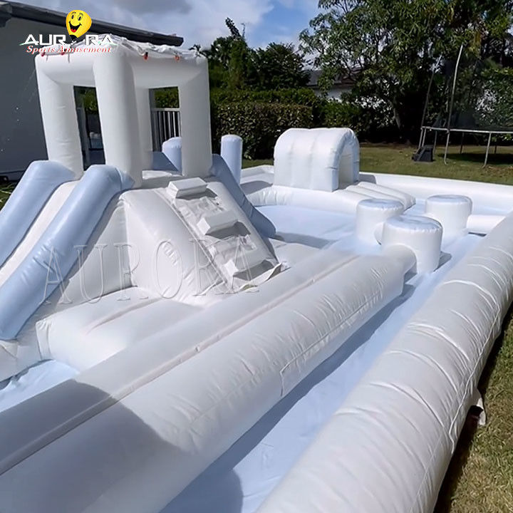 Weiße Außen aufblasbare Soft Play Ausrüstung Spielplatz Wasserrutschbecken für Kinder