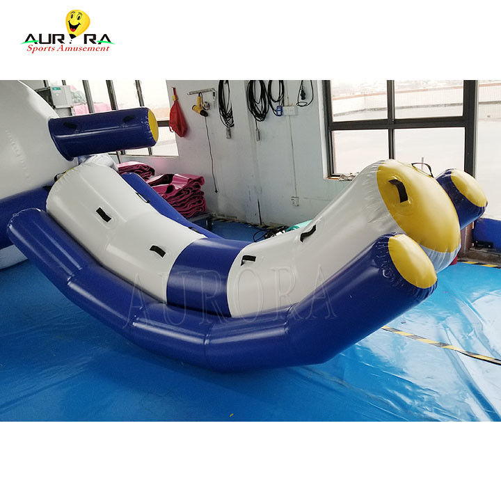 Custom-Farbe PVC aufblasbare Wasser-Schaukel Doppel-Rocker Wasser-Spielzeug
