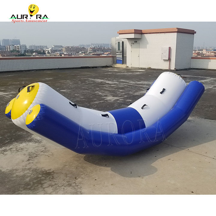 Custom-Farbe PVC aufblasbare Wasser-Schaukel Doppel-Rocker Wasser-Spielzeug
