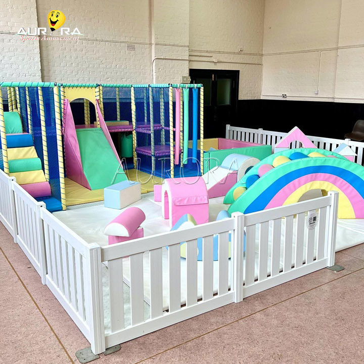 Indoor Soft Play Outdoor Playground Party Ausrüstung zur Vermietung Spielmatten Ballgruben