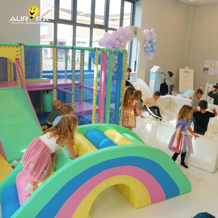 Indoor Soft Play Outdoor Playground Party Ausrüstung zur Vermietung Spielmatten Ballgruben