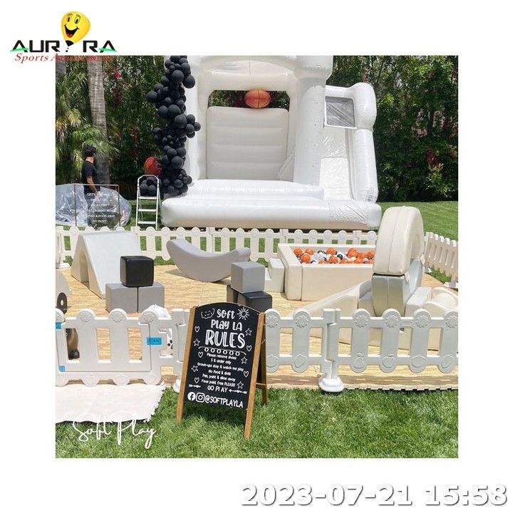 Gewerbliche Kinder Soft Play Area Ausrüstung Innen Labyrinthe Spielplatz von Aurora gebaut
