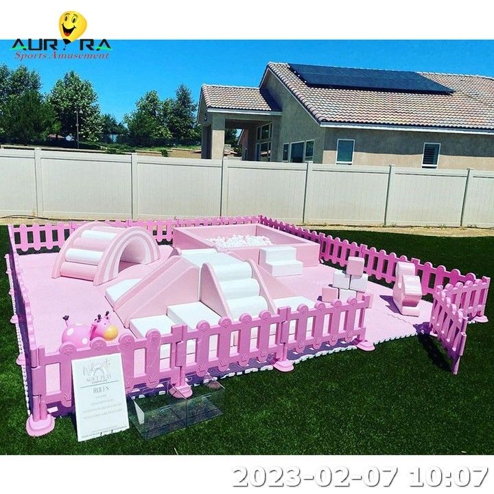 Kleinkinder aufblasbare Soft Play-Ausrüstung Indoor Outdoor Spielplatz Kletterer Ball Pit Party Vermietung