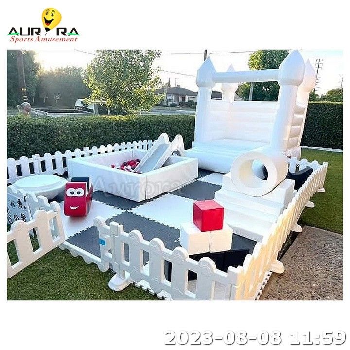 Indoor Spielplatz Soft Play Schwarz-Weiß Kinder Outdoor Spielplatz mit Türsteher