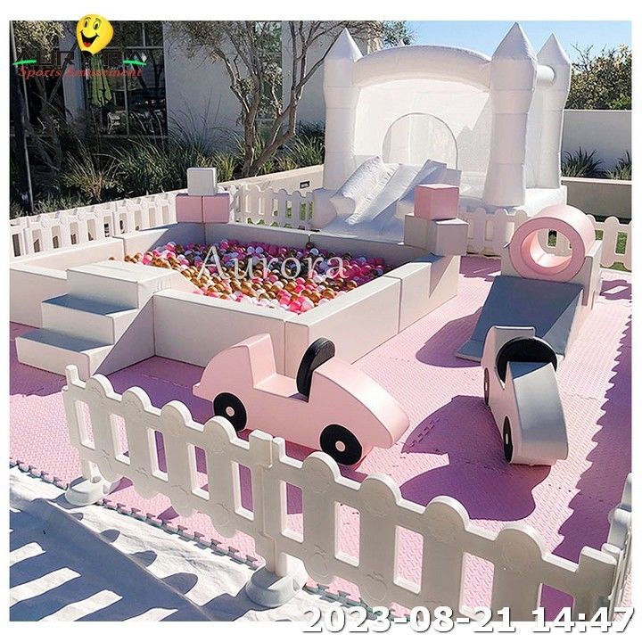 Soft Playground Kinder Indoor Playground Weißes Sprunghaus mit Schiebe-Bubbelzelt
