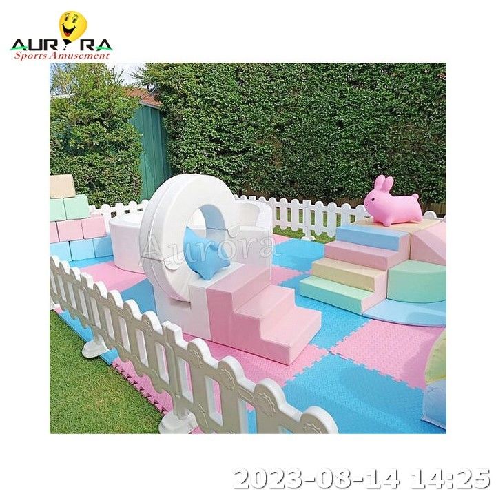 Weiß-Grün Kinder Weichspiel Schaumblöcke Spiel Set mit Ball Pit Weichspiel Ausrüstung