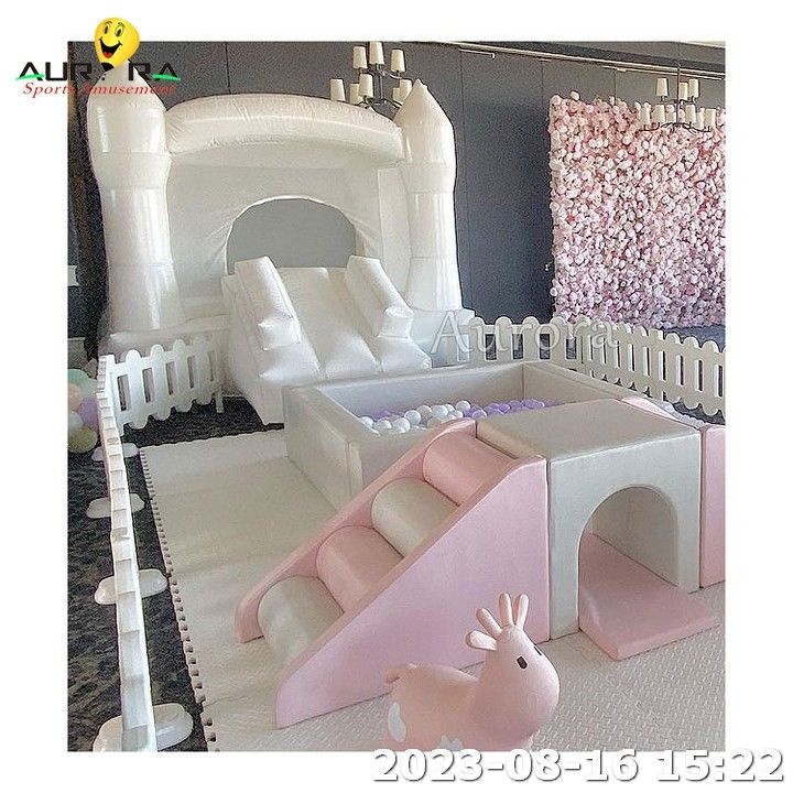 Outdoor Soft Play Spielzeug Soft Play Ausrüstung Indoor Soft Play Pink mit Türsteher