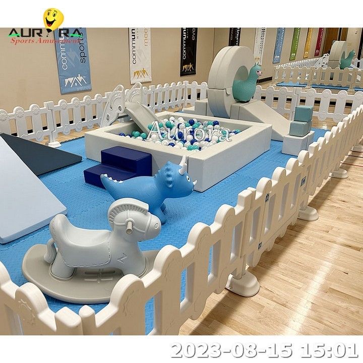 Weißes Zaun Soft Play Outdoor Soft Play Ausrüstung Innenbereich Kleine Fläche Für Party Vermietung