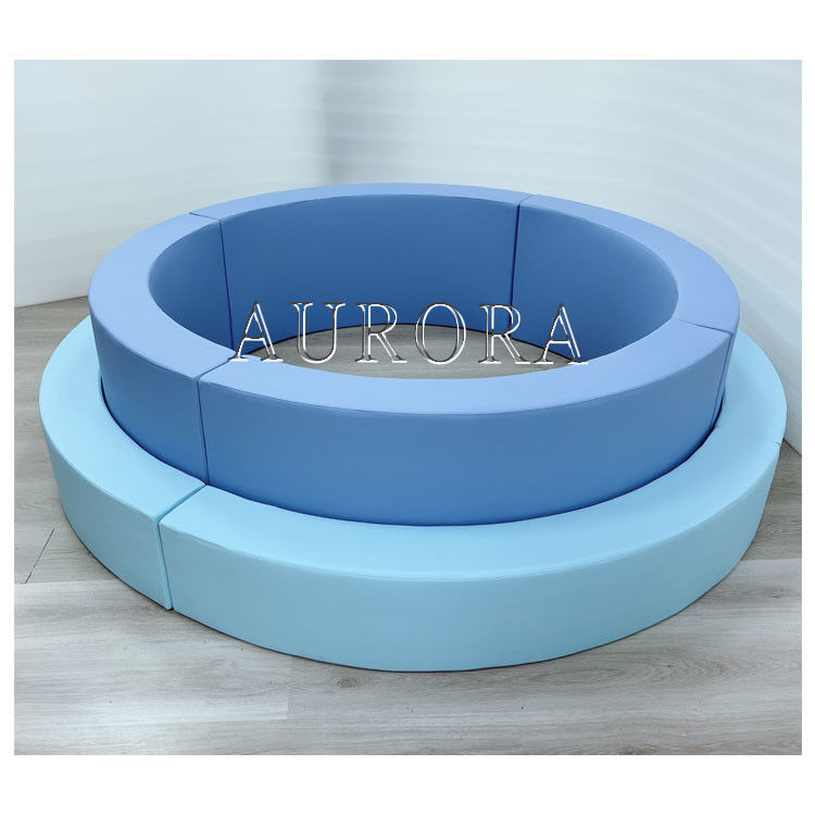 Individuell angepasste Soft Play Ausrüstung Set Weiß und Blau Schaumstoff Soft Play mit Ball Pit