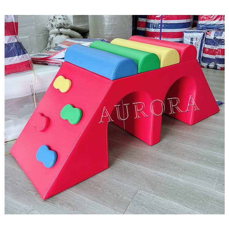 Soft Play Mietgeräte Soft Klettern Rutsche Spielen bunte Schaumblöcke Set