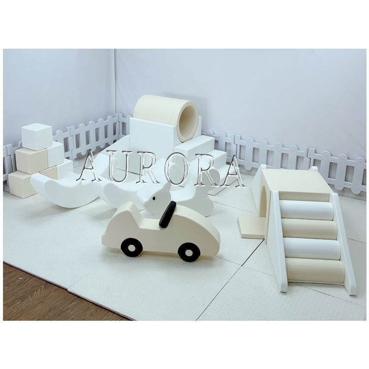 Soft Play Set Ausrüstung Outdoor Weiß mit Nackt Farbe Paket Set für Kinder